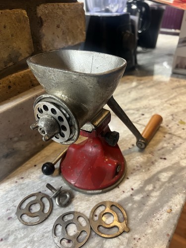 Spong vintage mincer - &,