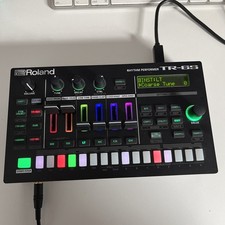 Roland TR-6S Rhythm Performer 6 Track Compact Drum Machine MIDI USB Battery