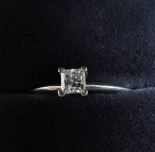 Tiffany diamond ring - &,