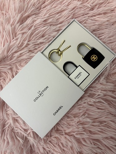 Chanel padlock lock key set - &,