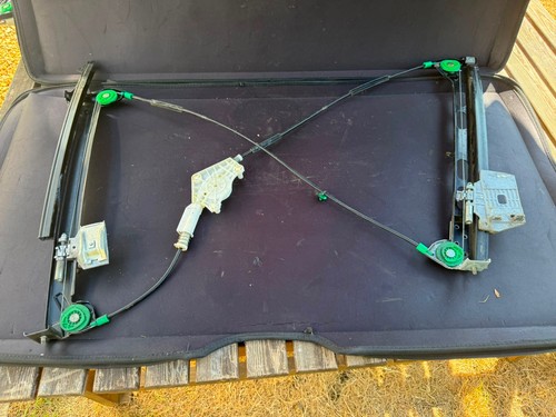 Audi front left window - b7,
