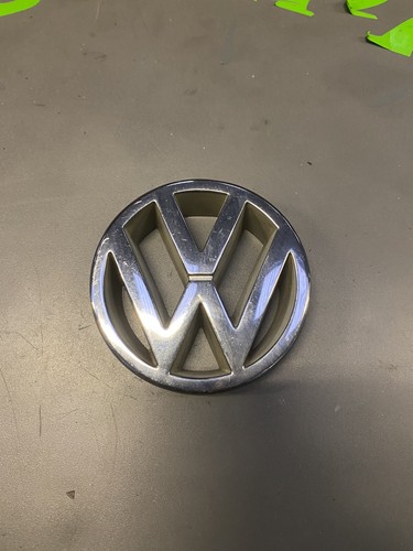 Volkswagen front badge - volkswagen, t4