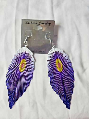 Purple white thin peacock - &,