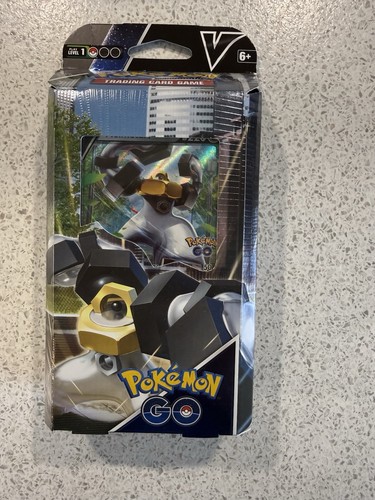 Pokemon battle deck - pokemon, v