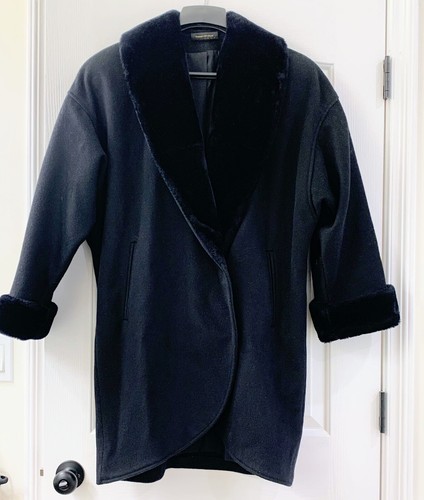 Ladies medium black - wool, coat