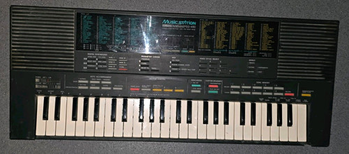 Yamaha music station - music, pss-480