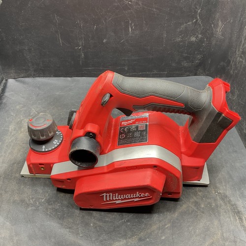 Milwaukee m18bp 18v ion - m18bp-0, li-ion