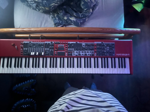 Nord stage keys - 4,