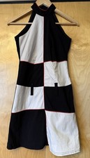 Select Women’s Black & White