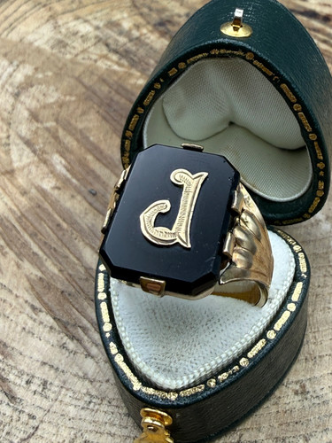 Antique initial mourning - 'initial,