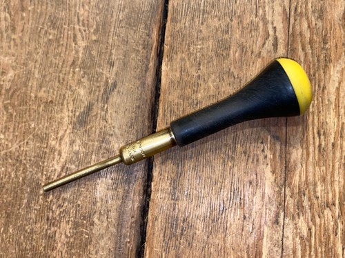 Vintage woden pushpin x170 - pushpin,