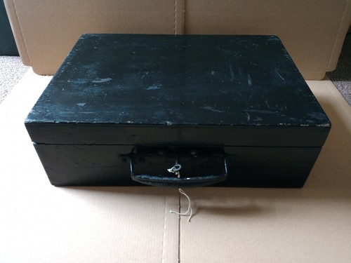 Vintage wooden work box case - box,
