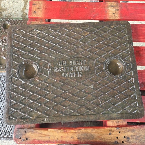 Cast iron manhole cover 660mm - cast,