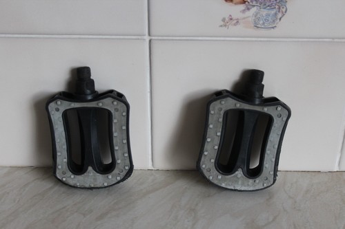 Raleigh chopper mk3 pedals - chopper,