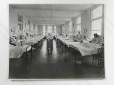 Hospital Ward Nurses Patients