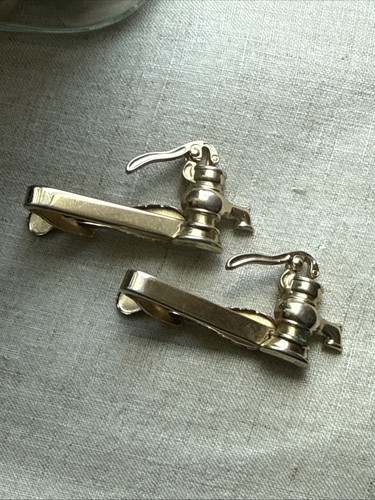Hickok vintage water - water, hand