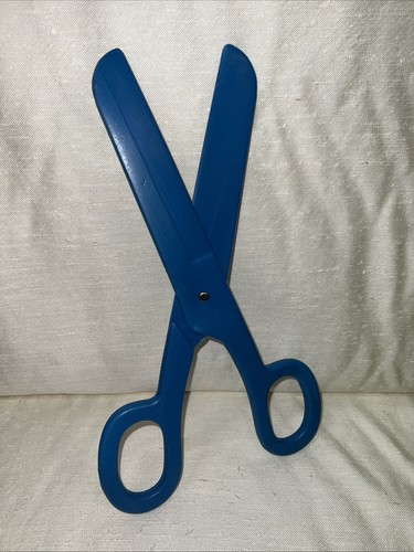 Vintage jumbo blue plastic - jumbo,