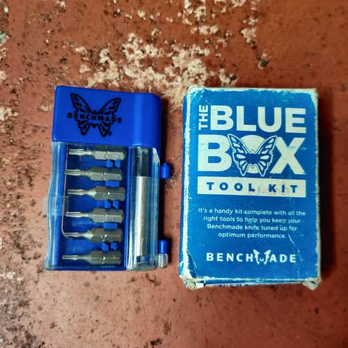 Benchmade the blue box - the,
