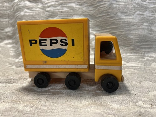 Pepsi pull along delivery - pull,