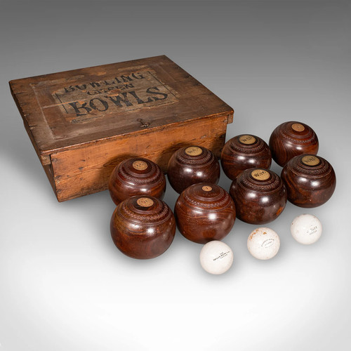 Antique lawn bowls set - bowls,
