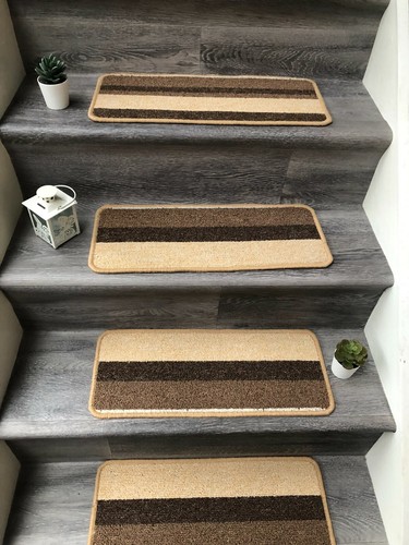 Carpet stair case - 14, treads