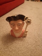 Large Royal Doulton Character Toby Jug WILLIAMSBURG GAOLER D6570 VGC