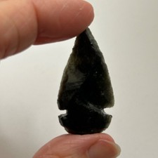Black Obsidian Rough Cut Arrow