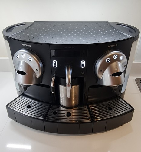 Nespresso professional gemini - professional,