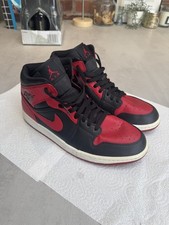Air Jordan 1 Mid – Black and Red Uk 10