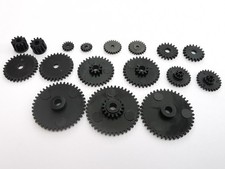 Joblot Of Various Lima Plastic Locomotive Gears. (Motor Spare Parts Cogs, Teeth)