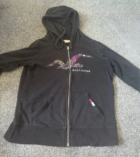 Hollister black floral logo - hollister,