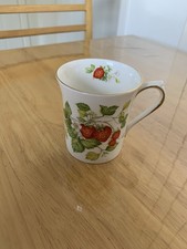 RINGTONS ROSINA CHINA VIRGINIA STRAWBERRY MUG