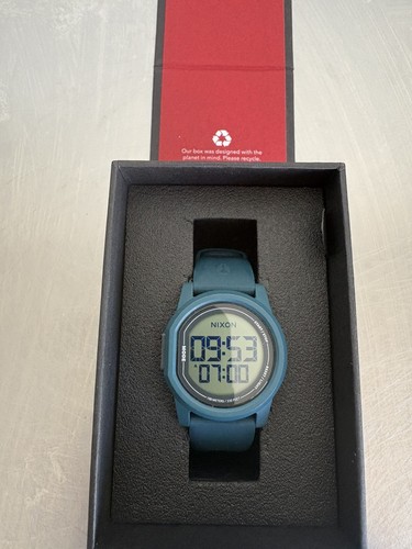 Nixon disc watch - disc,