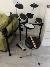 Electronic Drum Kit Roland TD02KV With Boss Bluetooth Adaptor