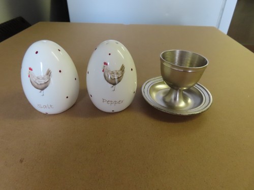 Salt pepper pots ceramic - &,