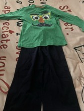 Boys 2 Piece Pyjamas Bnwot