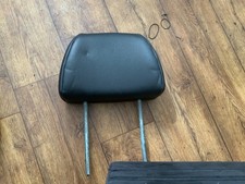 Mercedes Vito  headrest x1