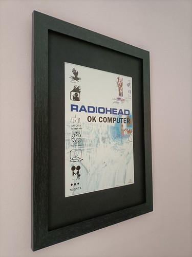 Radiohead framed poster - framed, ok