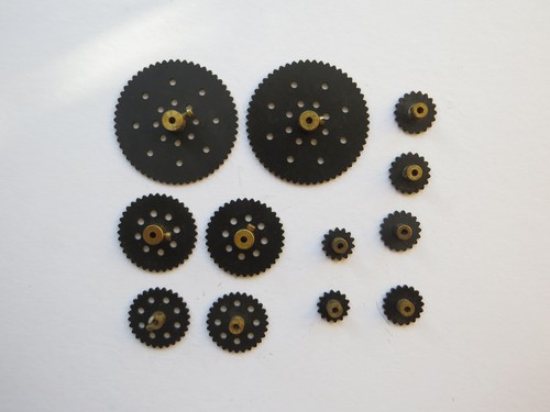 Meccano sprocket wheels x - wheels,