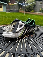 Adidas Predator Powerswerve