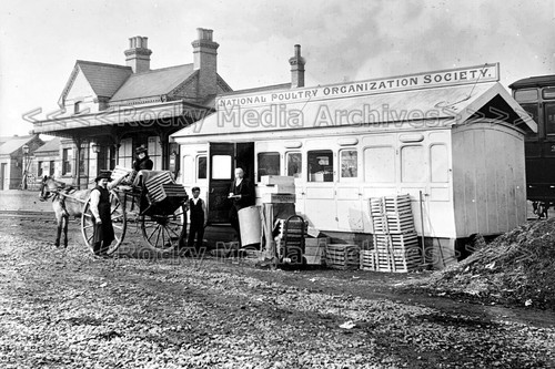 Uuj the railway station - the,