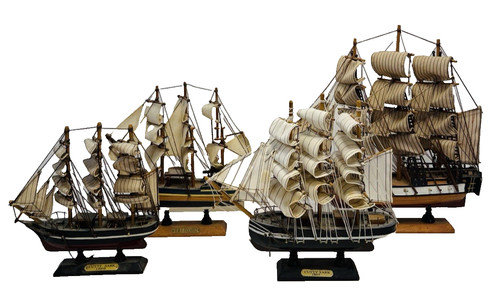 Job lot vintage - x4, wooden