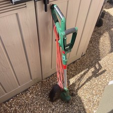 Qualcast electric Grass