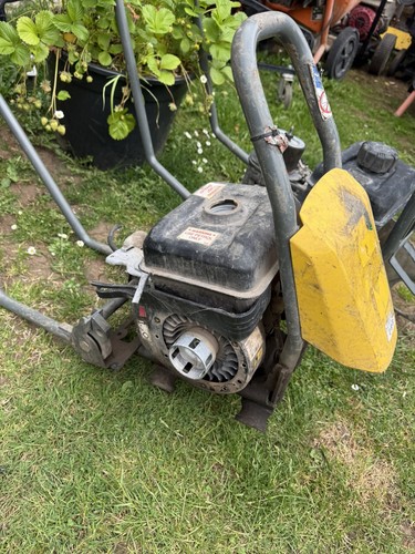 Wacker neuson petrol - wacker, plate