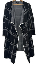 PRIMARK.  BLACK/WHITE CHECK