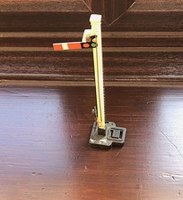 Hornby R171 Single Home Signal – OO Gauge