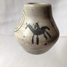 Julia Blackhorse Binishtaa Navajo Pottery Depicting Native American Rock Art