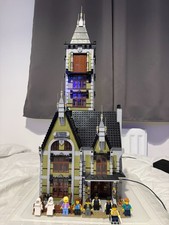 Used LEGO Icons: Haunted House (10273) 100%