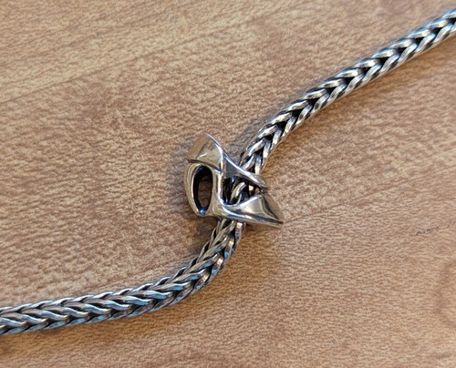 Authentic retired trollbeads - authentic,