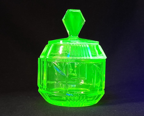 Vintage art deco uranium - vintage, green
